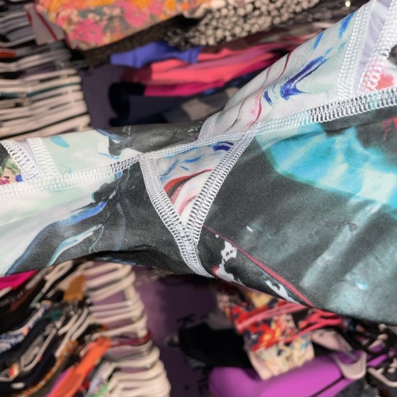 Lululemon Tights w/ Multicolour Print - No Size Dot Cross stitched RArE Barbie - Picture 11 of 11